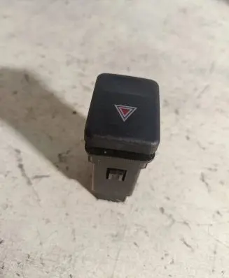 MG ZR Hazard light switch