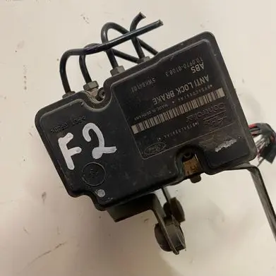 Ford Focus ABS Pump 10097001083 5WK84102