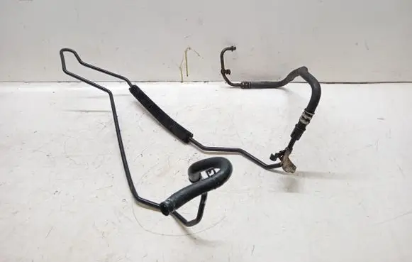 Land Rover Discovery 3 - LR3 Power steering hose/pipe/line QGC500131
