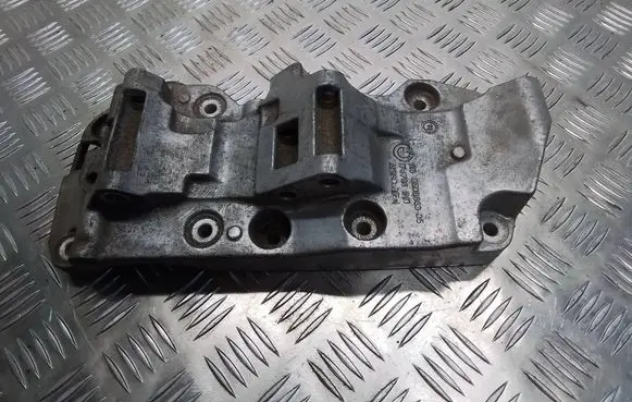 Generator/alternator bracket