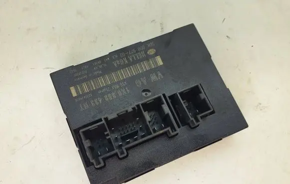 Volkswagen Touran I Comfort/convenience module 1K0959433BT 5DK00897702
