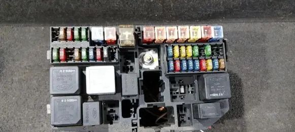 Jaguar X-Type Fuse box set 71544754 1X4314A076