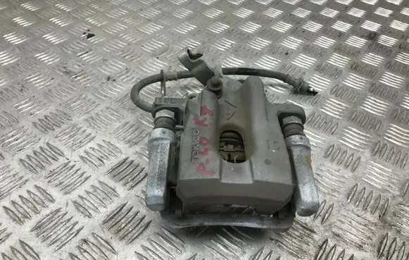 Toyota Prius (XW50) Rear brake caliper