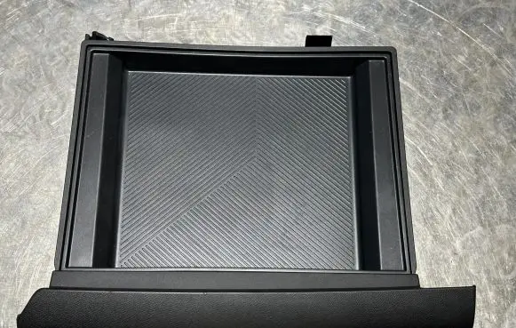 Citroen C4 III e-C4 Glove box 9833549680