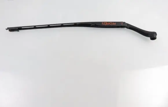 Citroen C5 Front wiper blade arm 9682797780