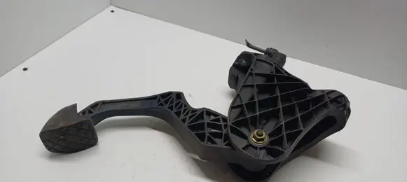 Volkswagen Caddy Clutch pedal 1T1721059BH
