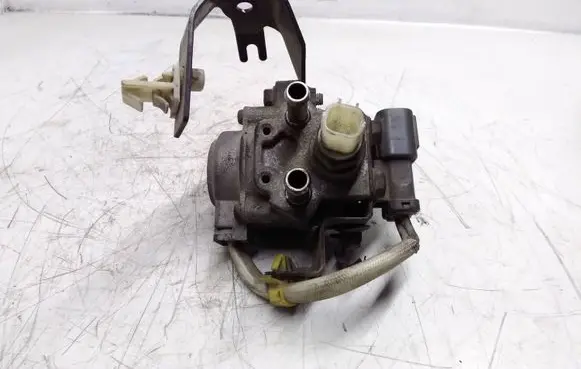 Honda Civic Fuel distributor 16930PLZG01 1863900031