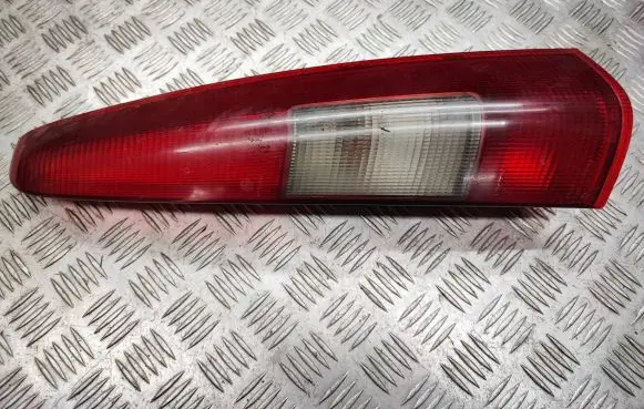 Volvo V70 Rear/tail lights 9169473 9157800