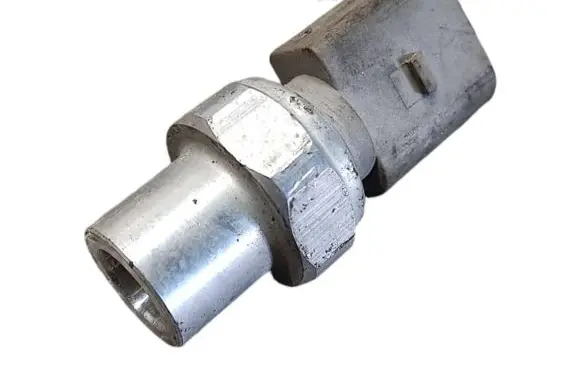 Audi A4 S4 B6 8E 8H Air conditioning (A/C) pressure sensor 