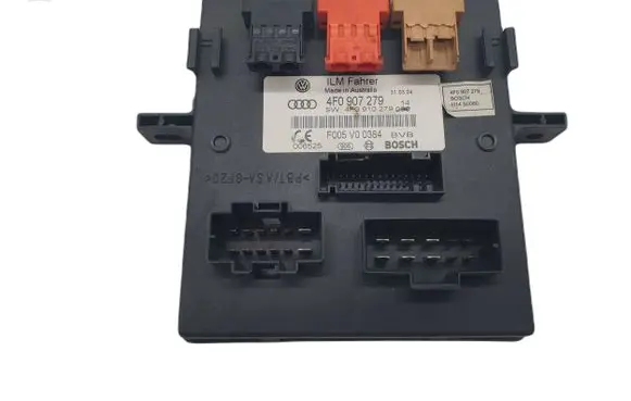 Audi Q7 4L Comfort/convenience module 4F0907279 F005V00384