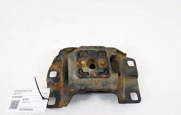 Volvo V50 Engine mount bracket P112D322A59C