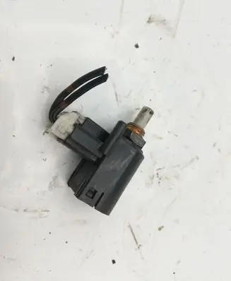 Clutch pedal sensor