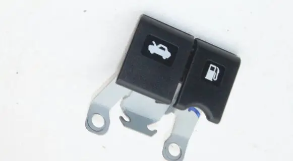 Nissan Qashqai Fuel cap release pull handle 