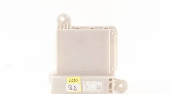 Lexus GS 250 350 300H 450H Fuse module 8267030340B
