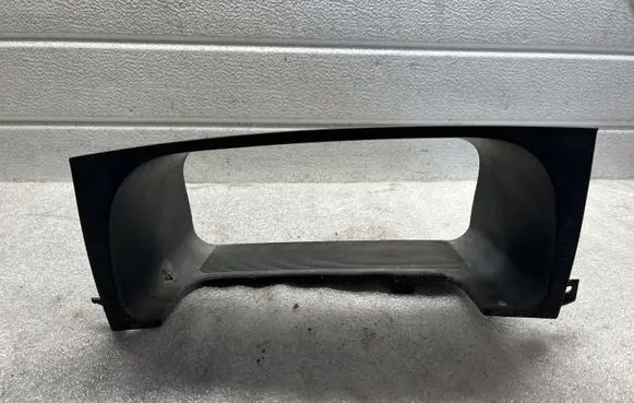 Volkswagen Golf III Dashboard trim 1H6857059
