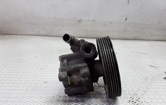 Citroen C5 Power steering pump 9636086680