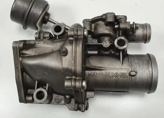 Jaguar XJ X351 EGR valve 9X2Q-6C860-DB
