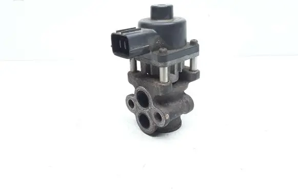 Subaru Legacy EGR valve 
