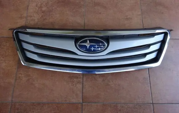 Subaru Outback Front grill 91121AJ020