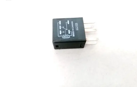 Chrysler 300 - 300C Other relay 05269988AA 21911C