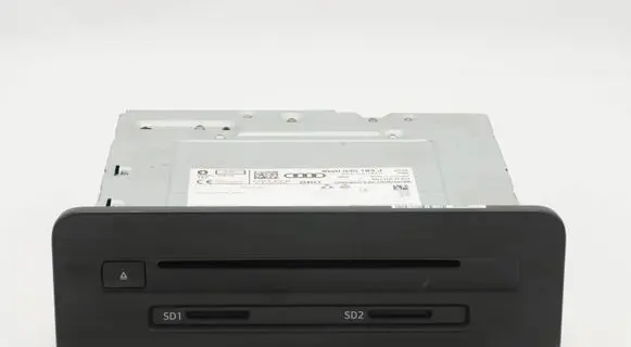 Audi A4 S4 B9 Radio/CD/DVD/GPS head unit 8W0035183J