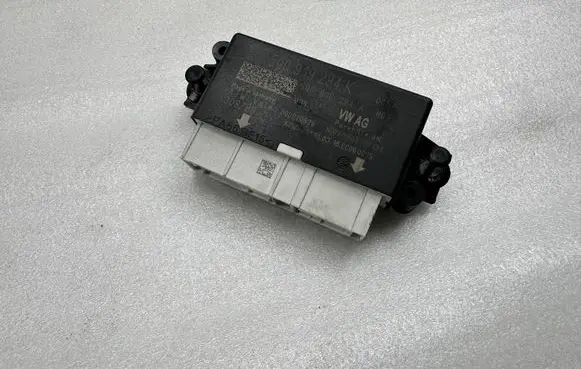 Volkswagen Tiguan Parking PDC control unit/module 5Q0919294K 5Q0919294