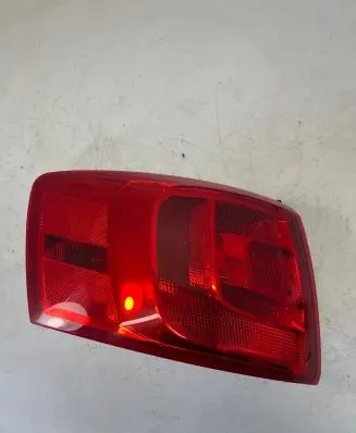 Volkswagen Jetta VI Tailgate rear/tail lights 5C6945095