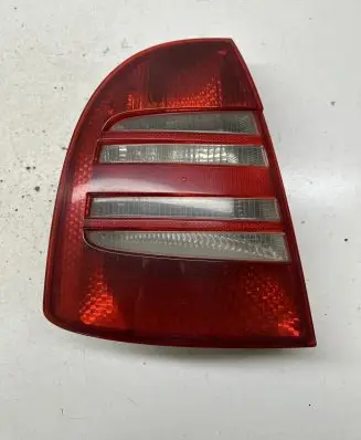 Skoda Superb B5 (3U) Rear/tail lights 3U5945095 3U5945111