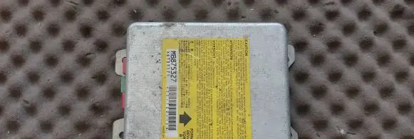 Mitsubishi Galant Airbag control unit/module MB875327 X6T37171