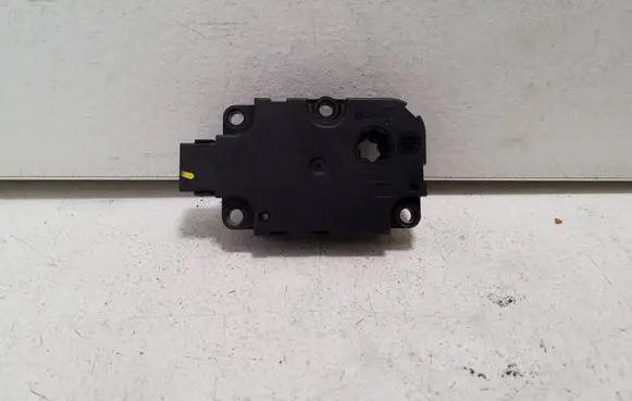 Audi Q7 4M Air flap motor/actuator DA893009 ZBAT0063D13