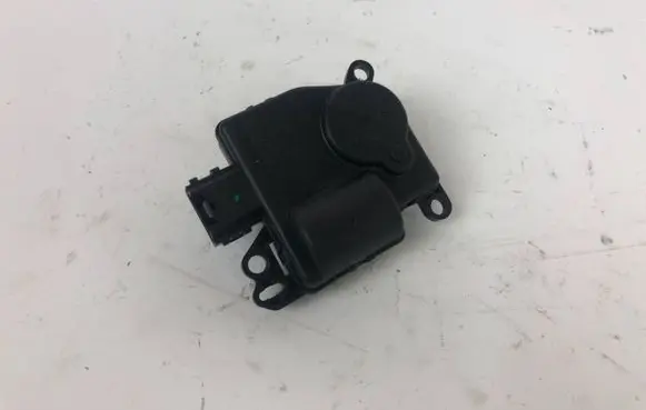 Dodge Durango Air flap motor/actuator 545250008 CT658001 19130833395B