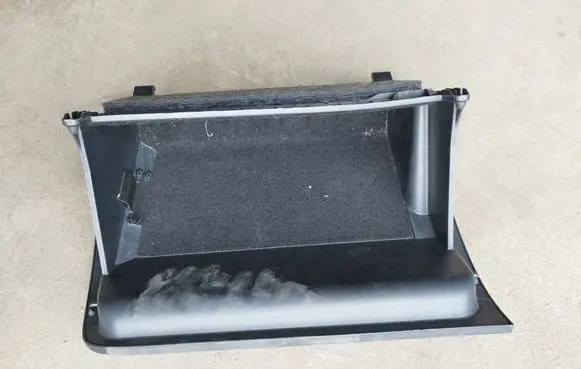 Skoda Octavia Mk3 (5E) Glove box set 5E1857121 5E1857083