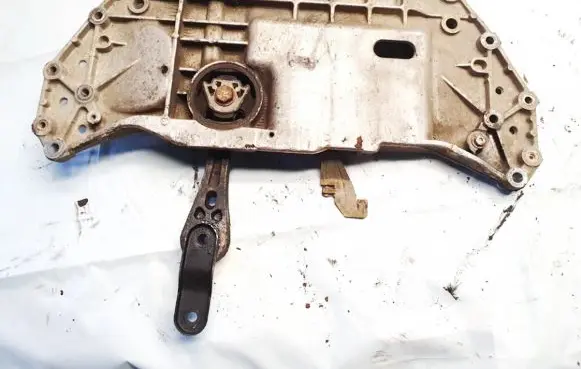 Skoda Octavia Mk2 (1Z) Front subframe 1k0199369g
