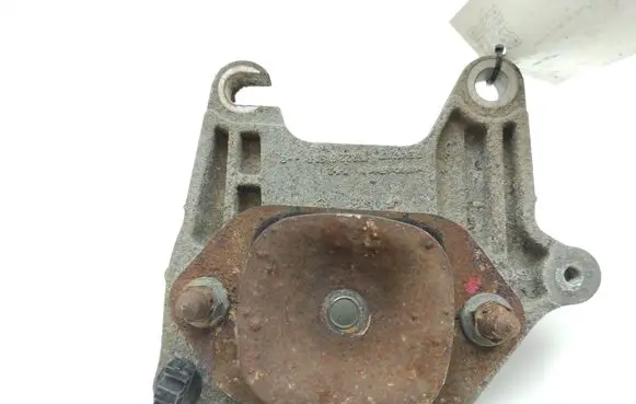 Opel Vivaro Gearbox mount 112228161R