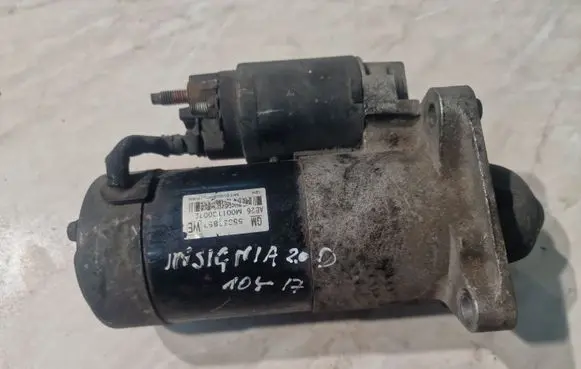Opel Insignia A Starter motor 55353857