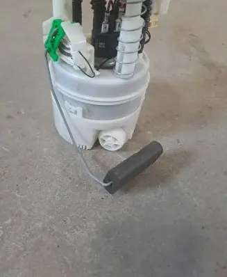 Renault Sandero I In-tank fuel pump