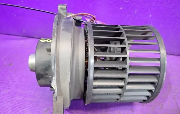 Ford Fusion Heater fan/blower 173.60054.01