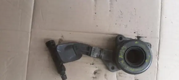 Ford Mondeo Mk III clutch release bearing 