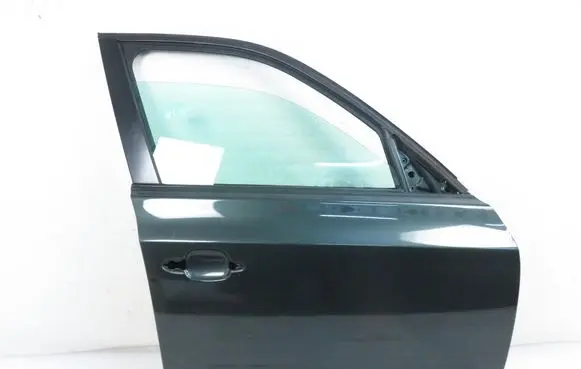 BMW X3 E83 Front door
