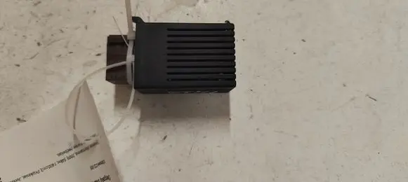 Citroen C2 Fuel pump relay 9652174380 185740