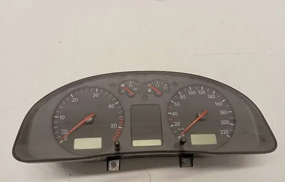Volkswagen PASSAT B5 Speedometer (instrument cluster) 3B0919861K 110008793