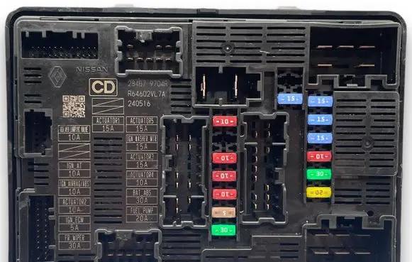 Renault Kangoo III Central body control module S3375 284B79704R