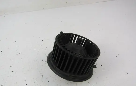 Volkswagen Golf III Heater fan/blower 