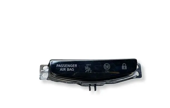 Nissan Qashqai Seat belt warning relay