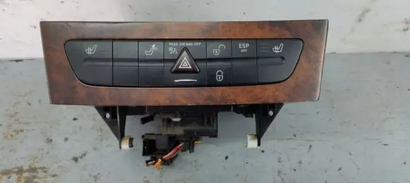 Mercedes-Benz CLS C219 Other switches/knobs/shifts A2118202489