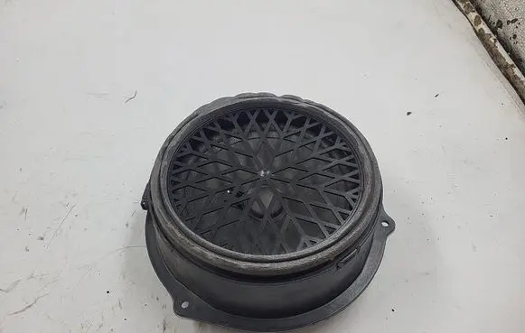 Audi A4 S4 B8 8K Rear door speaker