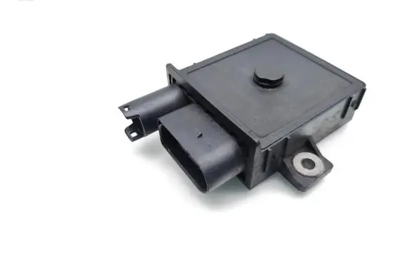 Glow plug pre-heat relay