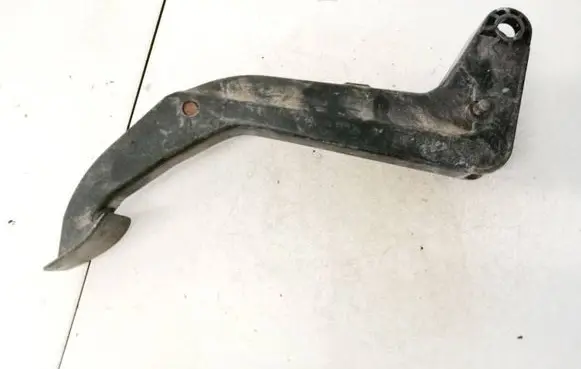 Mercedes-Benz E W210 Clutch pedal 2022901416