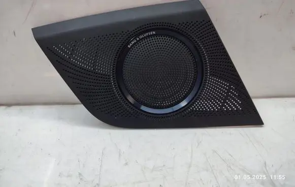 Side speaker trim/cover