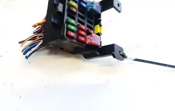 Mazda Premacy Fuse box set